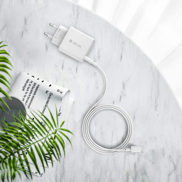 Devia  Usb adapter & fast  cable charger - Image 2
